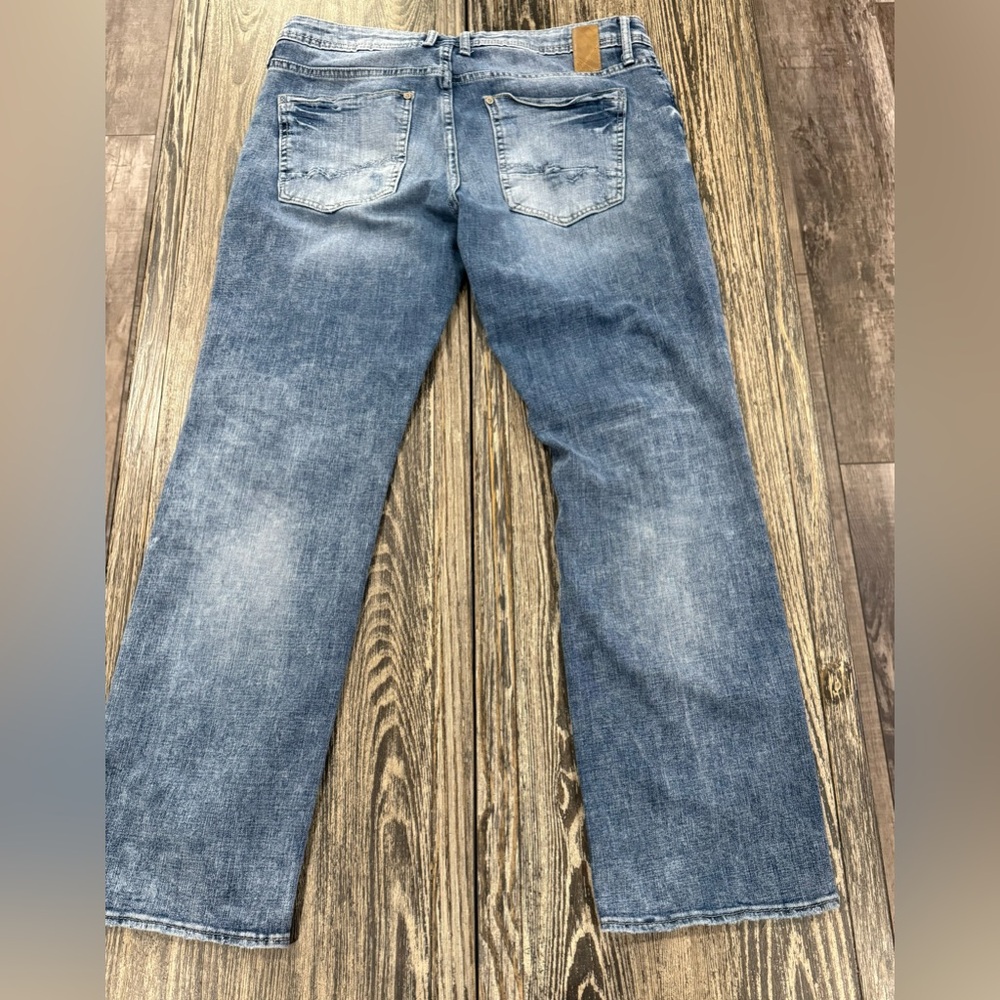 Men’s Depart West (Buckle) distressed “seeker” jeans